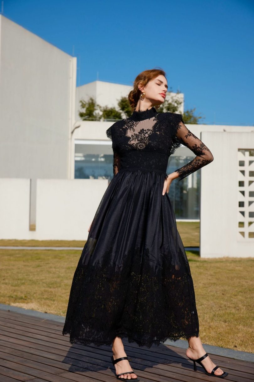 Long-sleeved lace mid-neck patchwork evening gown - Image 6