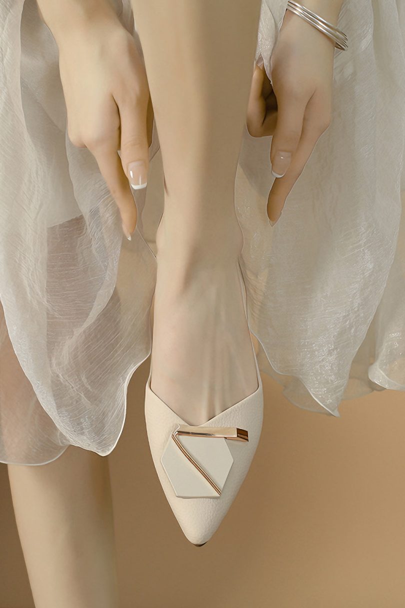 Buckle fashionable pointed toe soft sole pumps - Image 8